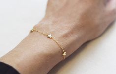 Star Bracelet Delicate Chain Bracelet by amandadeer on Etsy Dainty Adjustable Chain Bracelet With Star Charm, Dainty Star-shaped Bracelets For Everyday Wear, Silver Star Bracelet, Lunar Jewelry, Deer Jewelry, Star Bracelet, Delicate Chain, Bracelet Gold, Silver Stars