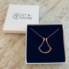 Large Horseshoe Ring Holder Pendant Necklace in 18K Rose Gold Vermeil, horseshoe pendant suitable for men too. There is absolutely no brass or nickel in these products. Horseshoes have always been considered good luck Ω 🍀 *Worry you'll lose your ring when you take it off?* This horseshoe-like pendant allows you to still wear it when it's not on your finger. Your rings easily slip on and off the charm without having to remove the necklace.  As a ring holder, its' colours work beautifully with an Ring Holder Pendant, Horseshoe Ring, Horseshoe Pendant, Chunky Rings, Elegant Gift, Ring Holder, 18k Rose Gold, Gold Vermeil, Beautiful Necklaces