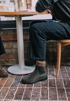 Men’s Blundstones, Black Blundstone Outfit Men, Work Boots Men Outfit, Men’s Chelsea Boots, How To Wear Blundstone Boots, Blundstone Outfit Mens, Mens Blundstone Outfit, Men Boots Outfit, Blundstone Boots Mens