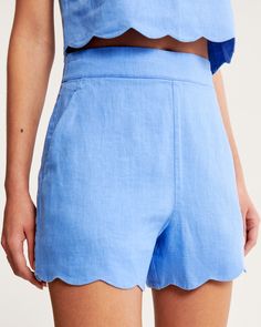 Elevate your summer wardrobe with the Abercrombie & Fitch Women's Premium Linen Scallop-Hem Tailored Shorts in a refreshing French Blue. These chic shorts are designed to offer both style and comfort.

- Size: 36
- Color: French Blue
- Material: Body: 100% Linen, Lining: Cotton
- Gender: Female
- Features: Ultra high-rise fit, 3-inch inseam, elasticated waistband with zipper, functional pockets, fashionable scallop hem

Crafted from high-quality linen with a soft cotton lining, these tailored sh High Waist Linen Shorts For Spring, Spring High Waist Linen Shorts, Blue Linen Bottoms With Built-in Shorts, Blue Linen Shorts, Abercrombie And Fitch Shorts, Scallop Hem, Tailored Shorts, Abercrombie And Fitch Jeans, Linen Set