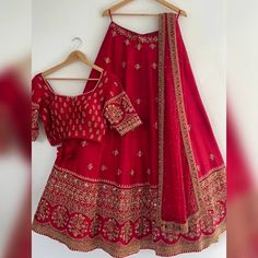 #eBay #eBayStore #eBaySeller #Lengha #MalaySatinSilk #SkyviewFashion #India #CHRISTMASNEWYEAR #Women#Bollywood #Tradictional #Bridal #Wedding #Lehengacholi #PartyWear #Functionlehnga#Marriage Special #Designer https://www.ebay.com/str/skyviewfashio Red Wedding Lehenga, Orang India, Pakistani Lehenga, Red Lehenga Choli, Silk Lehenga Choli, Bridesmaid Lehenga, Choli For Women, Bollywood Bridal, Butterfly Net