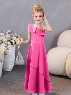 Elevate the elegance of your bridal party with our One Shoulder Ruffles Chiffon Junior Bridesmaid Dresses. Delicate chiffon and romantic ruffle details create a stylish and timeless look. Perfect for a junior bridesmaid, this one-shoulder dress is both modern and classic. Young Wedding, Dress Satin Bridesmaid, Bridesmaid Dresses Satin, Junior Bridesmaids, Brides Mom, Sequin Bridesmaid, Velvet Bridesmaid Dresses, Sequin Bridesmaid Dresses, Junior Bridesmaid Dress