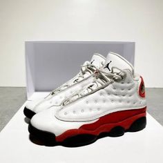 Nike Air Jordan’s 13’s Retro Chicago 2017 - Black, White + Red Hightops Leather And Suede (Iridescent Bball) - 1lb 9.2oz - Size 7y Cool Jordans, Nike Air Jordans, Jordans For Men, Black White Red, Jordan Shoes, Nike Air Jordan, Mens Shoes Sneakers, Air Jordan, Nike Shoes