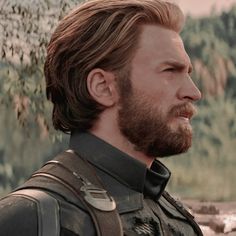 Classy Haircut Men, Push Back Hairstyle, Man's Hairstyle, Chris Evans Haircut, Moon Board, Mens Haircuts, Steve Rogers Captain America, Men Haircut Styles, Chris Evans Captain America