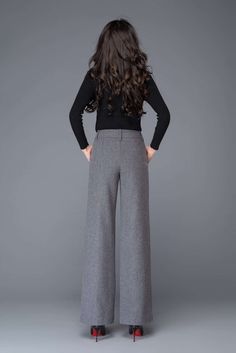 FEATURES Wool blend 25% wool, other fiber,nylon Polyester lining Front zipper and button closure Two side pockets Regular fit Ankle length Perfect for winter,spring,autumn More color SIZE Available in sizes XS-XXL How to choose size ? 1.Check your body measurement with instructions https://www.etsy.com/listing/794054080 2.Get your size in Size Chart with your body measurement https://www.etsy.com/listing/794055682 3.Send me your measurement if you need help Waist Hips Your over all Height Weight Maxi Pants, Office Pants, Pants High Waisted, Formal Pants, Womens Pants, Pants Womens, Pants Wide Leg, Wool Pants, New Wardrobe