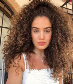 Hair Motivation, Layered Curly Hair, Hair Girls, Curly Girl Method, Dye My Hair, Long Curly Hair