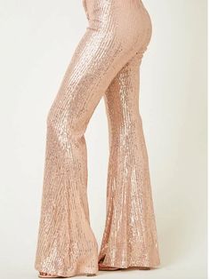 The Stunner Sequin Pants from Sassy Shortcake are AMAZING! They have a front button/zip closure and flare legs. Available in rose gold and silver. Gold Sequin Pants, Rose Gold Clothes, Sassy Shortcake, Sequin Flare Pants, Sequin Pant, Rose Gold Sequin Dress, Gold Pants, Sweatshirt Jean Jacket, Women Cargo Pants