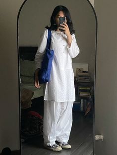 Ethnic Outfits Aesthetic, Casual Desi Outfits College, Simple Indian Outfits Casual, Pakistani College Outfits, Desi Fits Casual, Kurta And Plazo, Simple Pakistani Dresses Casual