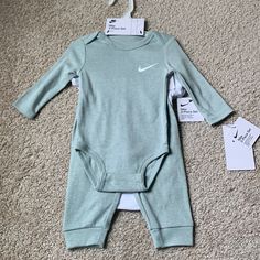 Nwt 3 Piece Baby Set 6 Months Size 1 Long Sleeve Onesie 1 Short Sleeve Onesie 1 Long Pants Nike White Long Sleeve Set, Nike White Playtime Sets, Nike Casual Long Sleeve Onesie, Nike Cotton Onesie For Playwear, Baby Nike Outfit, Baby Clothes Nike Tech, Toddler Nike Outfits Baby Boy, Baby Girl Nike Sets, Baby Boy Nike