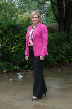 hot pink blazer and floral top Casual Outfits For Ladies