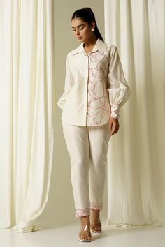 Fancy Shirts For Women, Coord Sets For Women, Co Ords Outfits Indian, Co Ords Outfits, Long Kurti Designs, Salwar Kamiz, Half Sleeve Shirts, Trendy Dress Outfits, Simple Pakistani Dresses