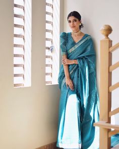 Graduation Saree Ideas University, Peti Coat, Pose Saree, Corset Fashion Outfits, Net Blouse, Stitched Saree, Cotton Saree Designs, Fashionable Saree Blouse Designs