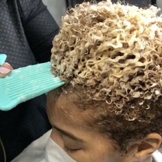 RevAir The Wright Comb Wash N Go, Christmas Dinnerware, Skin Care Wrinkles, African American Hairstyles, Hair Natural, Short Hair Cuts For Women, Dry Hair, Wet And Dry, Hair Tools