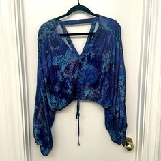 Beautiful Rich Colors- Nwot Blue Bohemian V-neck Tops, Blue Flowy V-neck Top, Blue Bohemian Tops For Fall, Bohemian Blue Tops For Fall, Blue Cropped Blouse With Floral Print, Blue Bohemian Cropped Top, Blue Floral Print Cropped Blouse, Cropped Blue Floral Print Blouse, Blue Bohemian Long Sleeve Blouse