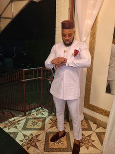 Men All White Outfit, All White Outfit Men, White Outfit Men, African Men Clothing, Black Hair Cuts, Outfit For Men, Traditional Outfit, All White Outfit, African Men Fashion