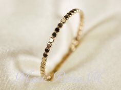 -WARNING: Supper Thin ring EASY BEND and EASY CRACKING！！ Please don't wear this ring to work. Fast Processing Time: It will take me 1 -3 days to ship out your item. Details : - Width: 1.3mm, -Thickness: 0.8mm Material: 14k solid yellow gold Patterned Wedding Band, Minimalist Gold Ring, Stackable Rings Silver, Ring Wire, Gold Rings Simple, Pattern Ring, Solid Gold Ring, Textured Ring, Gold Ring Sets