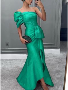 Mermaid / Trumpet Evening Gown Elegant Dress Formal Christmas Red Green Dress Sweep / Brush Train Short Sleeve One Shoulder Satin with Ruched Ruffles 2024 Teal Formal Dress, Red Green Dress, Gown Elegant, Evening Dresses Online, Cheap Evening Dresses, Dresses Formal Elegant, Evening Gowns Elegant, Evening Dresses Elegant, Hoco Dresses