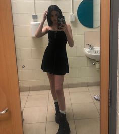 ˗ˏˋATLˊˎ˗ Mode Chanel, Maggie Lindemann, Mini Skater Dress, Grunge Goth, Edgy Outfits, Visual Kei, Alternative Fashion, Look Fashion, Aesthetic Clothes