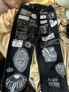 Diy Crust Pants, Custom Cargo Pants Ideas, Punk Pants Diy, Patch Trousers, Metal Patch Pants, Pants With Patches, Punk Patchwork Pants, Patch Pants Punk