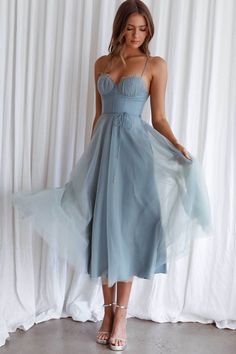 Smitten Sweetheart Neckline Chiffon Midi Dress Sage Glamorous Clothes, Bridesmaid Dresses Chiffon, Fairytale Princess, Dress Sage, Selfie Leslie, Summer Wedding Guests, Guest Attire, Chiffon Midi Dress, Black Gown