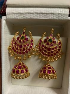 Gold Chandbali Earrings Design, Light Weight Gold Jewellery, Ruby Necklace Designs, The Shallows, Gold Jewelry Outfits, Gold Earrings Models, Indian Jewelry Earrings, Gold Jewelry Simple Necklace, Gold Necklace Indian Bridal Jewelry