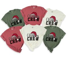 ❣️PLEASE SEND A MESSAGE WITH ANY QUESTIONS BEFORE PLACING AN ORDER❣️ 🎅🏼 Add a personal touch by customizing with your family name, group title, or any special name of your choice inside the hat. Whether you're celebrating with your family, friends, coworkers, or cousins, this shirt is the perfect way to unite your crew for the season! Details: 🎄Customize with your family name or group (e.g., Smith Christmas Crew, Cousins Christmas Crew) 🎄Available in multiple sizes and colors to mix and matc Christmas Crew Neck Cotton Shirt, Christmas Letter Print Crew Neck Tops, Christmas Letter Print Cotton Tops, Custom Christmas Shirts, Cousins Christmas, Shirts Cricut, Matching Christmas Outfits, Cricket Ideas, Group Matching