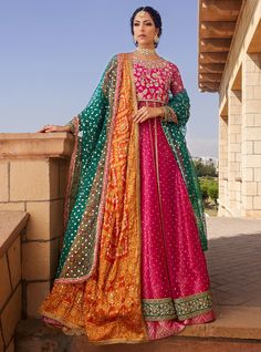 Pareeshay – Zainab Chottani Lehenga Frock, Mehndi Lehenga, Mehendi Bride, Designer Mehndi, Indian Things, Indian Mehndi, Mehndi Outfit, Pakistani Traditional, Mehndi Outfits