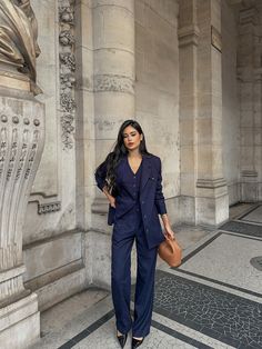 Luxury Tailored Suit With High-waisted Pants, Chic Pinstripe Suits For Business, Chic Pinstripe Suits With Notch Lapel, Chic Pinstripe Suits For Office, Chic Striped Suits For Office, Spring Pinstripe Suits For Work, Chic Vertical Stripes Pants For Workwear, Chic Vertical Stripes Workwear Pants, Chic Pinstripe Pants For Work