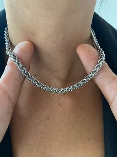 This bold Necklace is simple and lovely. It is suitable for all occasion and will make a perfect gift to a loved one. #streetfashion #ukfashion #trendyfashion #trendyjewelry #giftforhim Nice Accessories, Silver Rope Chain, Skin Colour, Custom Bracelet, Rope Chain Necklace, Turkish Jewelry, Silver Colour, White Colors, Etsy Sales