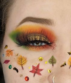 Fall Halloween Makeup, Fall Leaves Makeup Looks, Fun Fall Makeup Looks, Fall Creative Makeup, Fall Eyeliner Looks, Fall Leaves Makeup, Fall Color Makeup, Autumn Fairy Makeup