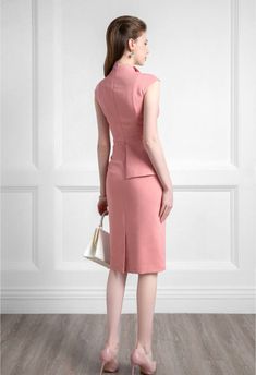 Pink Fitted Skirt Suit For Workwear, Solid Color Office Lady Skirt Suit, Chic Fitted Knee-length Skirt Suit, Chic Pink Skirt Suit For Office, Tailored Knee-length Skirt Suit For Office, Elegant Pink Pencil Skirt For Work, Elegant Knee-length Pink Pencil Skirt, Elegant Pink Knee-length Pencil Skirt, Pink Fitted Pencil Skirt For Workwear