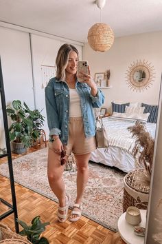 comfy loungewear outfit Velcro Sandals Outfit, Steve Madden Sandals Outfit, White Sandals Outfit, Denim Shorts Outfit Summer, Sandals Outfit Summer, Velcro Sandals, Comfy Summer Outfits, Tops Fall Outfits, Amazon Fashion Finds