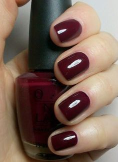 Pittsburgh Fashion, Fall Nails Opi, Winter Nail Colors, Winter Nail Polish, Dark Red Nails, Fall Nail Polish, Opi Nail Colors