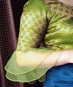 Blouse Design Latest, Full Sleeves Blouse, Plain Blouse Designs, Latest Blouse Neck Designs, Lace Blouse Design, New Saree Blouse Designs, Traditional Blouse Designs, Latest Model Blouse Designs, Saree Blouse Patterns