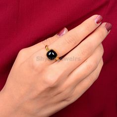 Black Onyx ring, Gold ring, Cushion Gemstone ring, Black Gemstone ring, Stackable ring, Gift for her, Gold ring, Stacking ring Dimension :- JEWELRY CATEGORY:- HANDMADE RING STONE NAME:- -Onyx STONE SHAPE:-cushion METAL: - STERLING SILVER RING SIZE:- ALL SIZES AVAILABLE PURTY:- 925 Shipping:- All the parcels will be shipped with in 1-2 days of purchase... Payment:- We accept payment through PAYPAL only.... I make every effort to picture each item as realistic as I can but colors can be slightly d Black Onyx Ring Gold, Black Gemstone Ring, Gold Ring Stacking, Black Obsidian Ring, Black Tourmaline Ring, Obsidian Ring, Ring Cushion, Cushion Ring, Black Onyx Ring