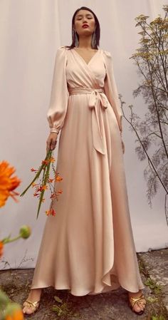 London Spring, Temperley London, Dress Satin, Fashion Show Collection, Fashion Week Spring, Modest Outfits, London Fashion Week, Satin Dresses