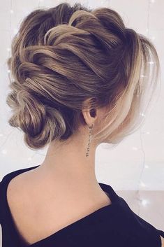 Haircuts Female, Updos Hair, Unique Wedding Hairstyles, Long Haircuts, Bridal Hair Updo, Elegant Wedding Hair, Bridal Updo, Penteado Cabelo Curto, Easy Braids