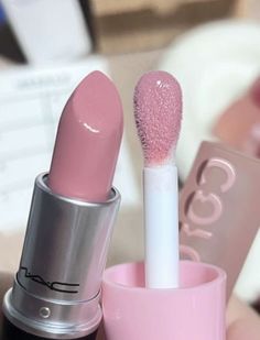 Fancy Makeup, Pretty Skin Care, Pink Girly Things, Mac Lipstick, Makeup Items, Pretty Makeup, Cute Makeup, Aesthetic Makeup, Lip Care