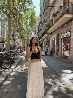 White Headband Outfit Summer, Clothes For Vietnam Trip, Florida Fashion Summer, Los Angeles Outfit Ideas Summer, Italy Outfit Inspo Spring, City Summer Outfits 2024, Summer In San Francisco Outfits, Mexico City Trip Outfits, Summer In New York Outfits Street Style