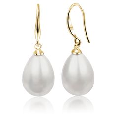 PRICES MAY VARY. Exquisite Design: These teardrop pearl earrings feature a stunning synthetic pearl drop, elegantly set in silver or gold plated metal, offering a timeless and sophisticated look. Versatile Style: Perfect for any occasion, from weddings and bridal showers to casual outings, these pearl drop earrings for women in silver or gold are a must-have addition to your jewelry collection. High-Quality Materials: Crafted with silver or gold plating and a synthetic plastic pearl, these earri Tomie Aesthetic, Bridal Earrings Gold, Pearl Teardrop Earrings, Earrings Pearl Drop, Teardrop Pearl Earrings, Pearl Drop Earrings Gold, Small Drop Earrings, Pear Earrings, Bridal Event