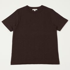 This slim/standard fit tee from Merz B. Schwanen is a must have in any modern man’s wardrobe. Cut from a luxuriously soft 100% cotton, this tee is a timeless design which will fit you better with every wear. The fabric has been woven using loop wheel technology, a technique which produces material that keeps its shape for the duration of its long life, and ensures there are no side seams on the garments for added comfort. This model happens to be the very same model as featured in the American TV series The Bear, which has helped to re-iconise this timeless piece. The hem has been square cut for a classic clean finish, and has been left a little bit longer to allow for a 2cm shrinkage in the first wash. This tee comes in a myriad of colours, so the only difficult choice is deciding which o Basic Soft-washed T-shirt In Washed Black, Black Relaxed Fit Basic T-shirt, Washed Black Relaxed Fit Crew Neck T-shirt, Washed Black Cotton Crew Neck T-shirt, Black Stonewashed Crew Neck T-shirt, Workwear Boots, Denim Repair, Knitting Machines, Ivy Style