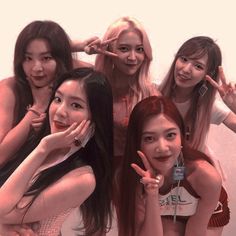 Cupcakes Red Velvet, Red Velvet Aesthetic, Velvet Aesthetic, Irene Red Velvet, Hyun A, Aesthetic Red, Red Velvet Cupcakes, Aesthetic Kpop