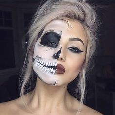 Glam Halloween, Halloween Make-up Looks, Half Skull, Creepy Halloween Makeup, Skeleton Makeup, Halloween Makeup Pretty, Cool Halloween Makeup, Pretty Halloween