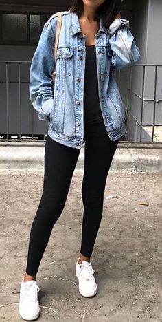 Leggings And A Shirt Outfit, Black Leggings With Denim Jacket, Jean Jacket And Leggings Outfit, Black Leggings Outfit Summer, Leggings Outfit Comfy, Outfits For Leggings, Leggings Casual Outfit, Black Leggings Outfit Ideas, Black Leggings Casual