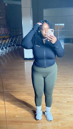 Thick fit body goals curvy, Beginner workout at home plus size, Plus size gym workout routine, plus size workout Gym Workout Routine, Girl Gym Outfits, Body Appreciation, Work Out Routines Gym