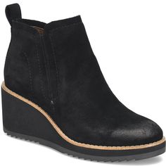 Casual Wedge Boots With Round Toe For Fall, Leather Platform Boots With Wedge Heel For Fall, Fall Casual Wedge Boots With Round Toe, Casual Winter Wedge Boots With Round Toe, Casual Wedge Heel Platform Boots For Winter, Casual Wedge Heel Platform Boots For Fall, Casual Leather Wedge Boots For Winter, Leather Wedge Heel Boots For Winter, Ankle-high Wedge Boots For Workwear In Fall