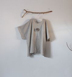 6XL pebble linen top by anny schoo Linen Tunic Top In Lagenlook Style, Linen Lagenlook Tunic Top, Linen Lagenlook Tunic With Short Sleeves, Lagenlook Linen Tunic Top, Linen Top, Womens Tunics, Custom Orders, Bell Sleeve Top, Tunic Tops