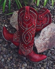 Red Cowgirl Boots, Red Cowboy Boots, Bota Country, Rider Boots, Wedding Boots, Estilo Country, Light Boots, Long Boots, Thick Heels