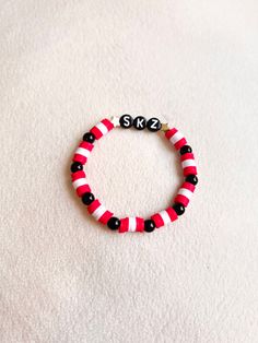 Skz Clay Bead Bracelet, Skz Bracelet Ideas Clay Beads, Adjustable Handmade Kpop Wristband, Straykids Bracelets, Stray Kids Bracelet Ideas, Skz Bracelets, Kpop Bracelet Ideas, Skz Bracelet, Stray Kids Bracelet