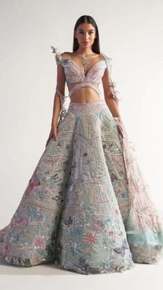 Engagement Lehengas, Gopi Skirts, Trash Fashion, Baju Kahwin, Desi Fits, Bridal Lehenga Designs, Nice Women, Flower Princess